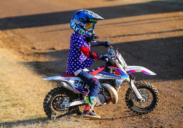 Amateur National Event (Night Racing)